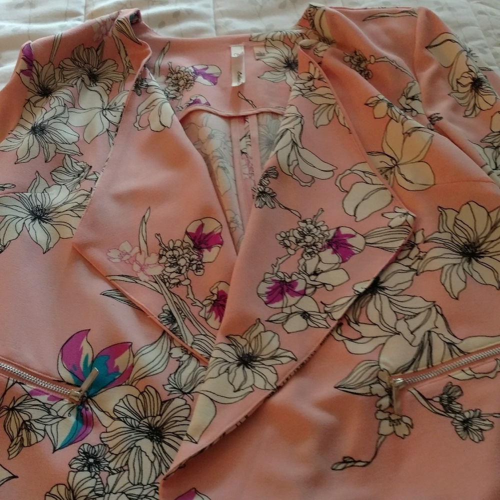 Jacket - Picture 3 of 4